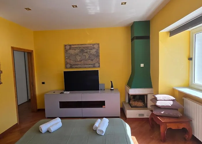 Dependance Crasta With Exclusive Parking Near Herculaneum *