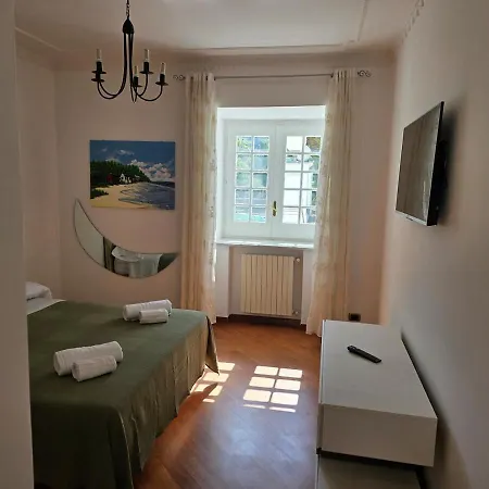 Hébergement de vacances Dependence Crasta With Exclusive Parking Near Herculaneum *