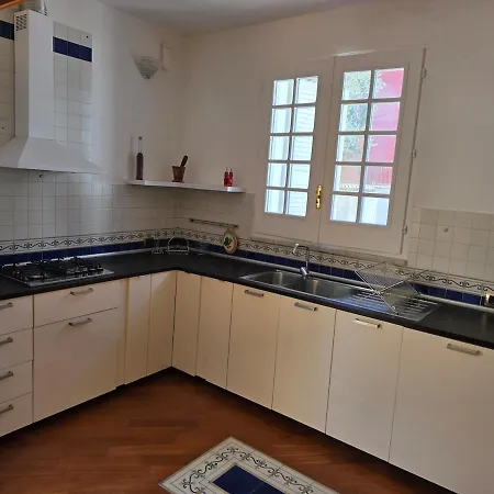 Dependence Crasta With Exclusive Parking Near Herculaneum * Portici